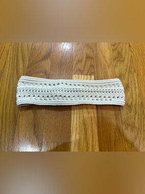 Lululemon Cotton Crochet Headband - Cream